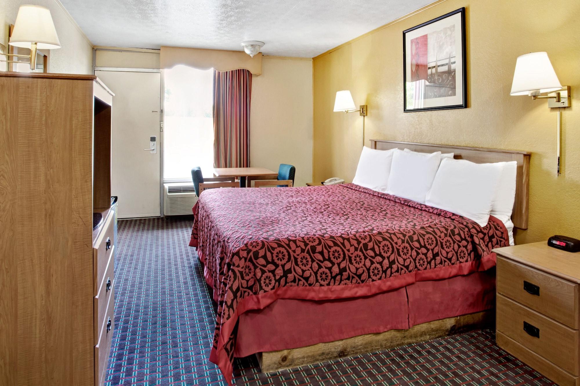Days Inn By Wyndham Knoxville West Exteriör bild