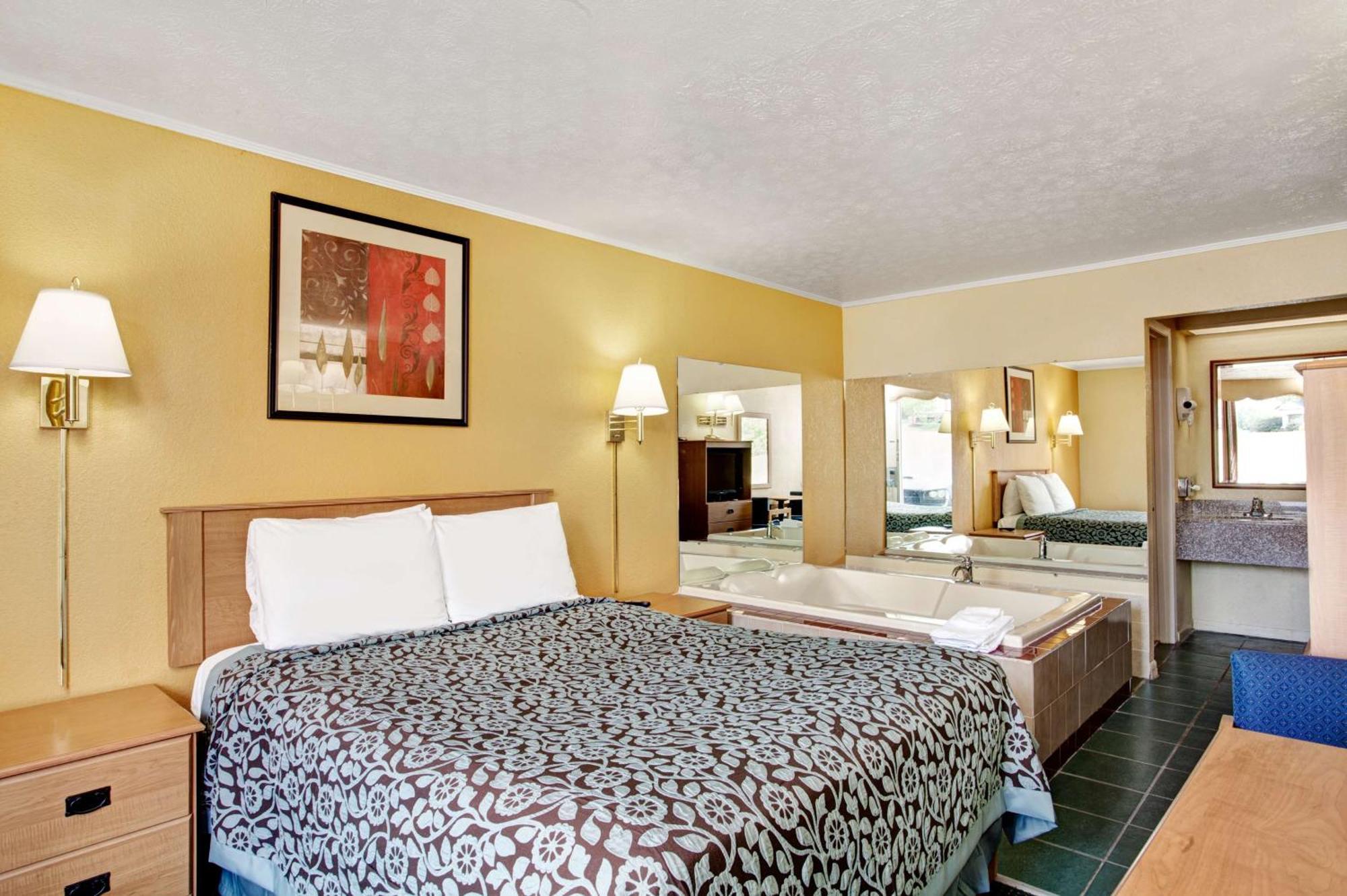 Days Inn By Wyndham Knoxville West Exteriör bild