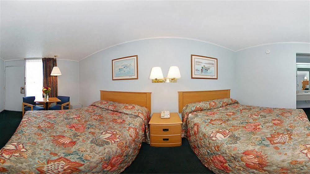 Days Inn By Wyndham Knoxville West Exteriör bild